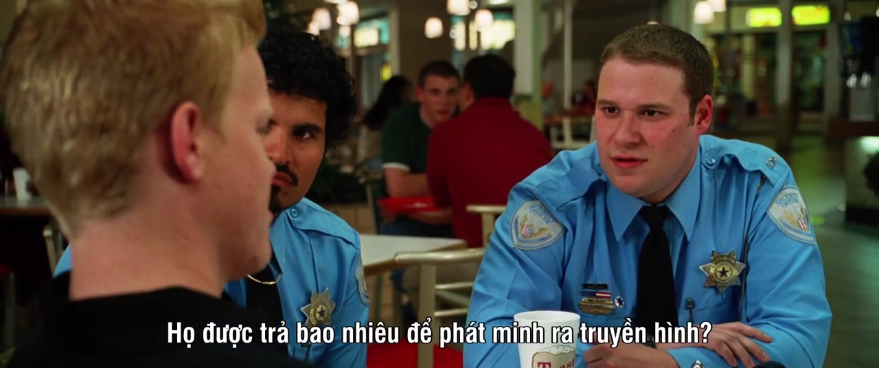 Observe and Report - cảnh 1