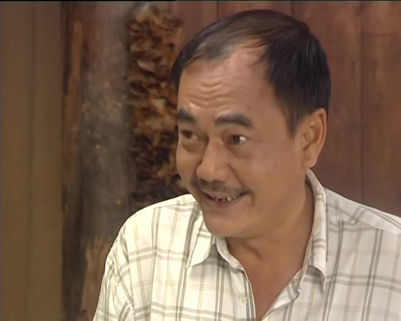 Mùi Ngò Gai (Phần 2) - cảnh 2