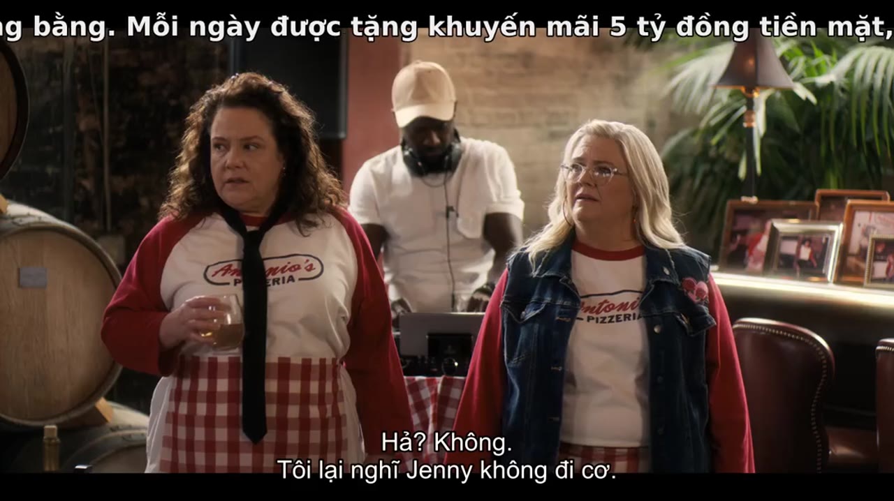 Buổi tiệc của hội chị em - cảnh 3