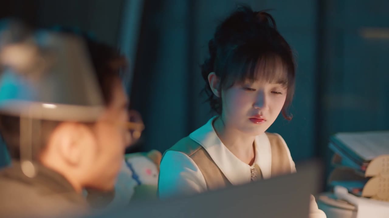 Cô Nàng Lợi Hại Chân Cao Quý tập 15 cảnh 2