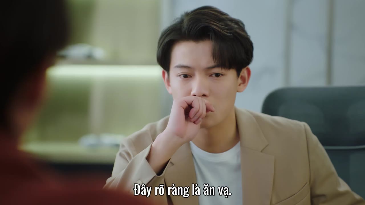 Cô Nàng Lợi Hại Chân Cao Quý tập 22 cảnh 2