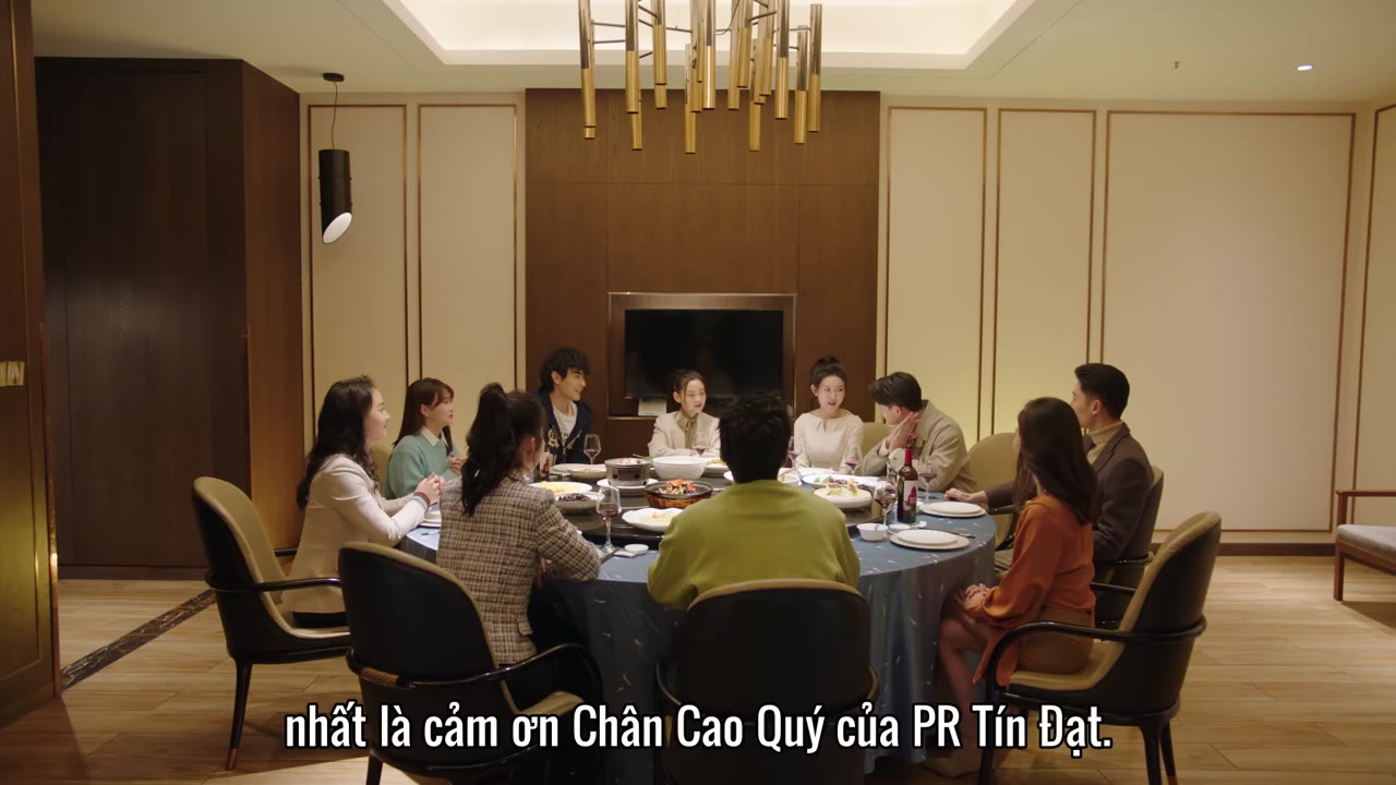 Cô Nàng Lợi Hại Chân Cao Quý tập 22 cảnh 3