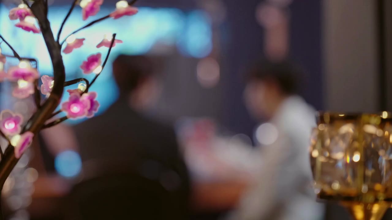 Bump Up Business: Kế Hoạch Thăng Cấp Idol - cảnh 2