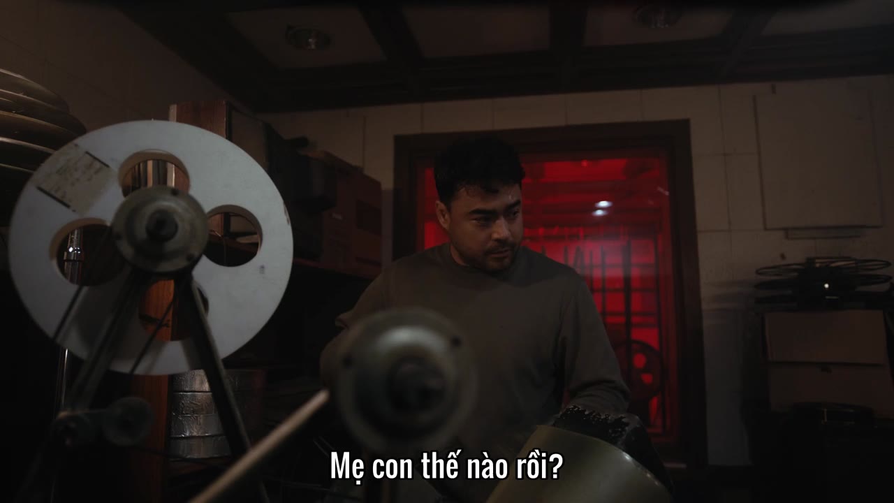 Thước Phim Ma Quái - cảnh 2