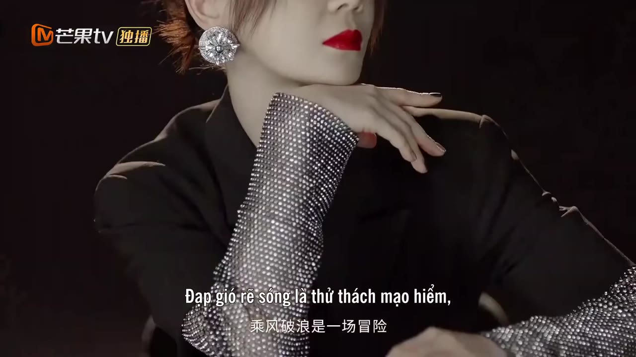 Tỷ Tỷ Đạp Gió Rẽ Sóng 2 - cảnh 2