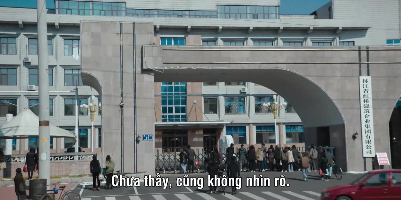 Đất Đen Tĩnh Lặng - cảnh 1