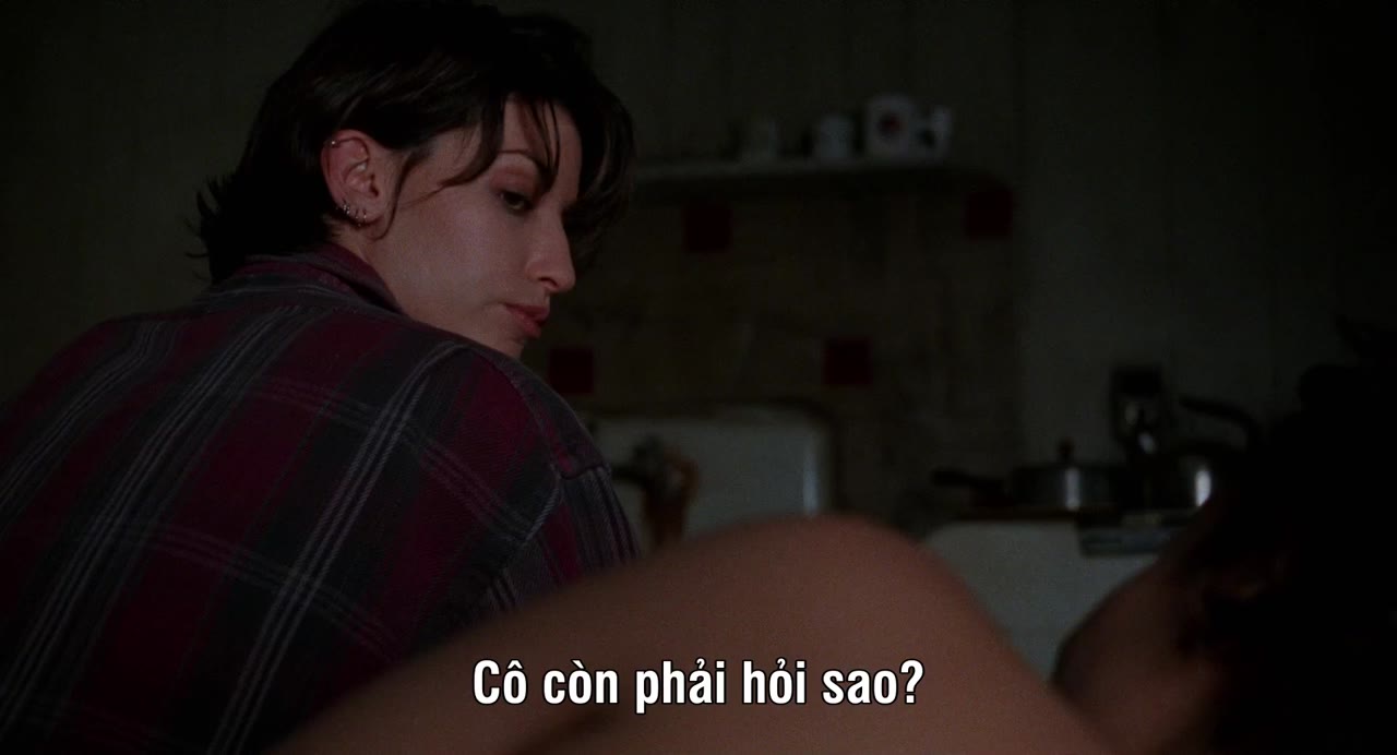 Bound (1996) - cảnh 1