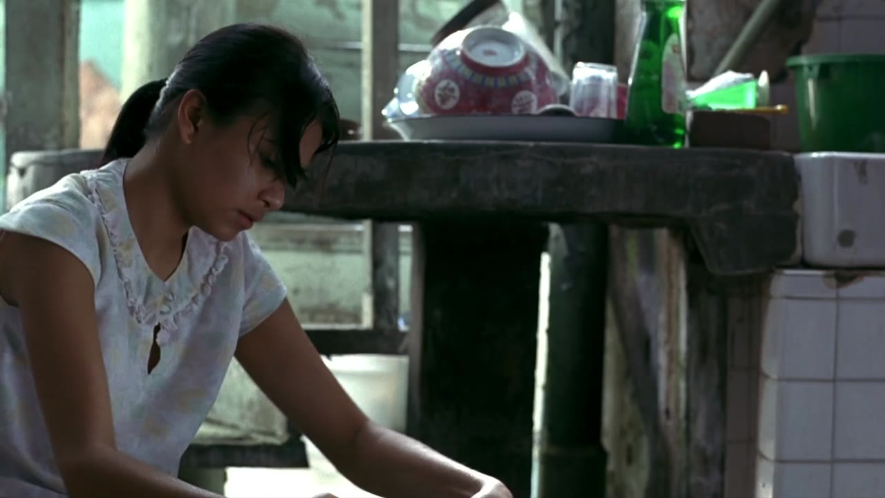 Người hầu gái - cảnh 2