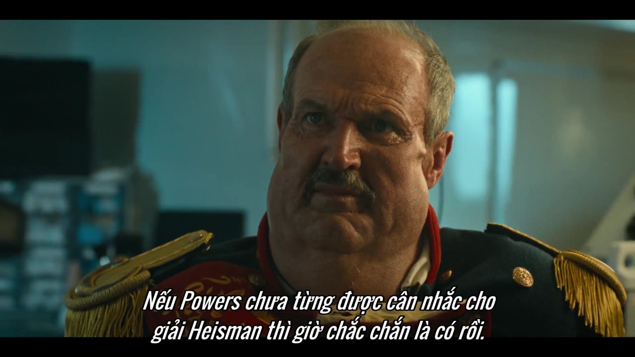 Chad Powers tập 6 cảnh 2