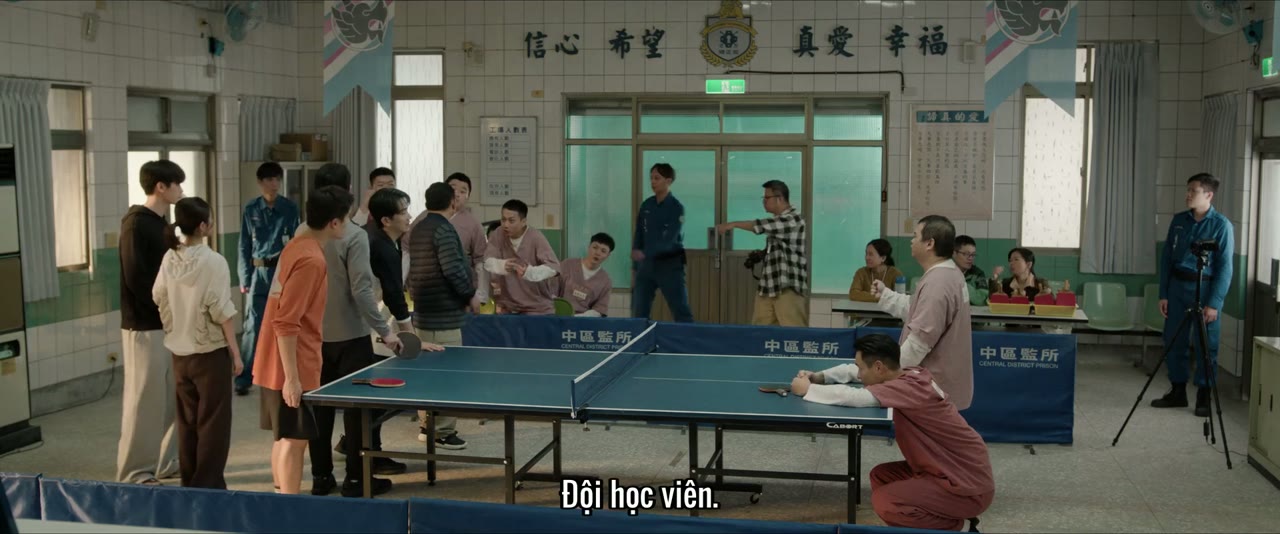 Nhật Ký Sinh Tồn Của Những Người Đàn Ông Ở Nhà Tù tập 5 cảnh 2
