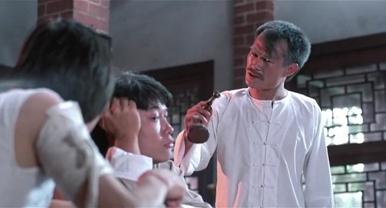 Thiên Sư Bắt Ma 1: Cương Thi Tiên Sinh - cảnh 3