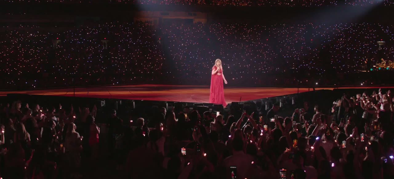 Taylor Swift : The Eras Tour - Show Kết Màn tập 1 cảnh 2