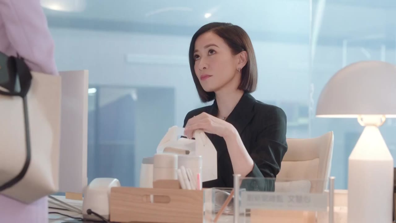Nữ Hoàng Tin Tức tập 15 cảnh 2