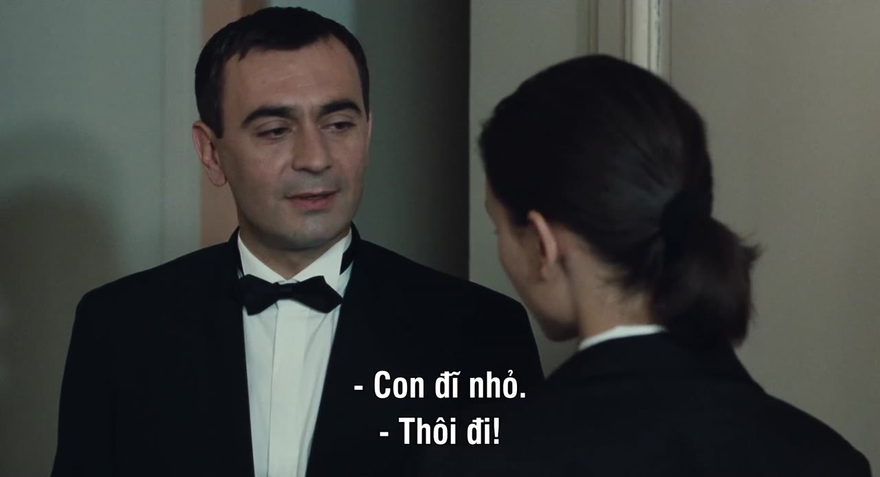 Cô Nàng Đơn Thân - cảnh 2
