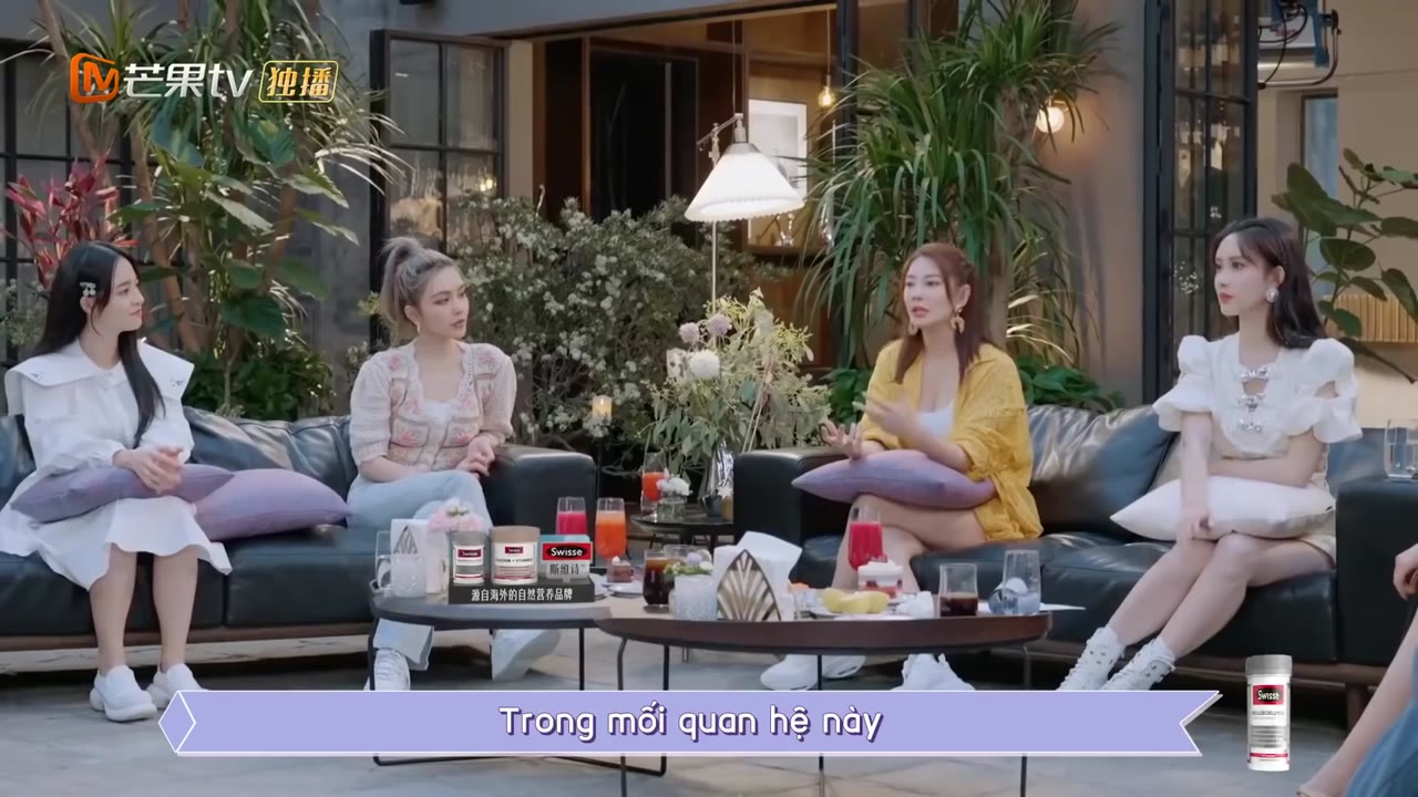 Tình Yêu Của Con Gái SS4 - cảnh 3