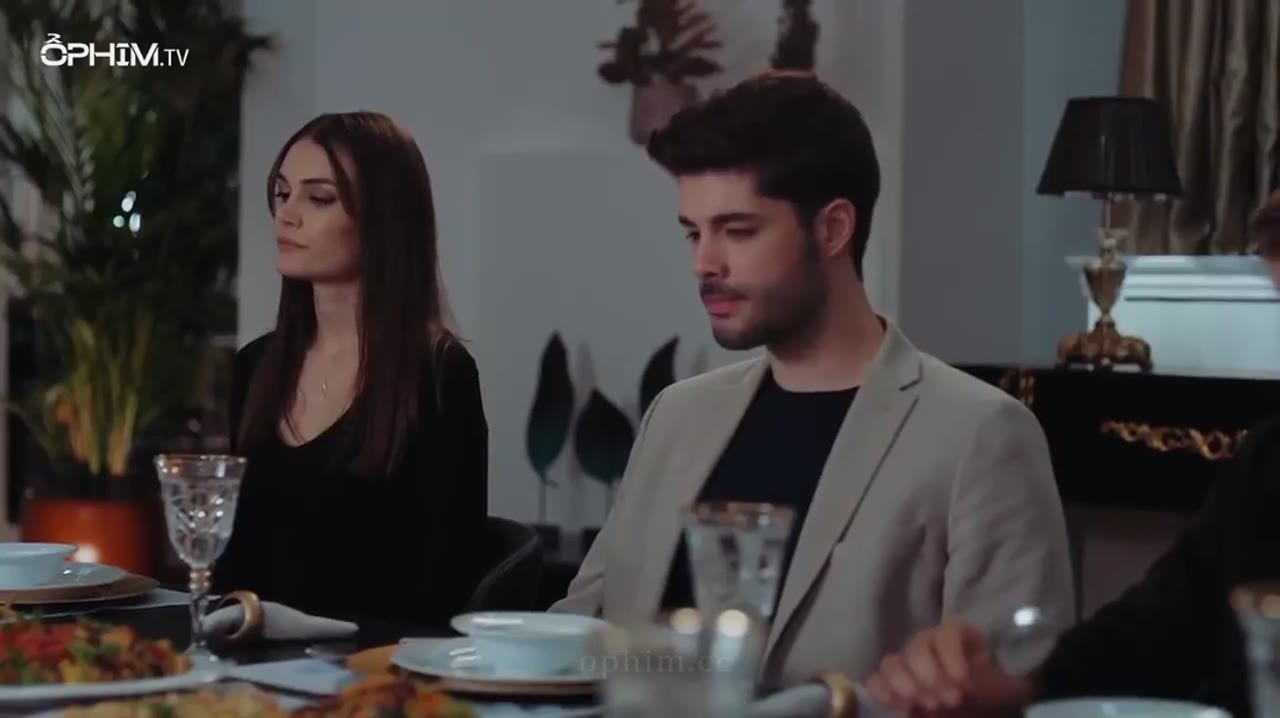 Benim Hayatim - cảnh 1