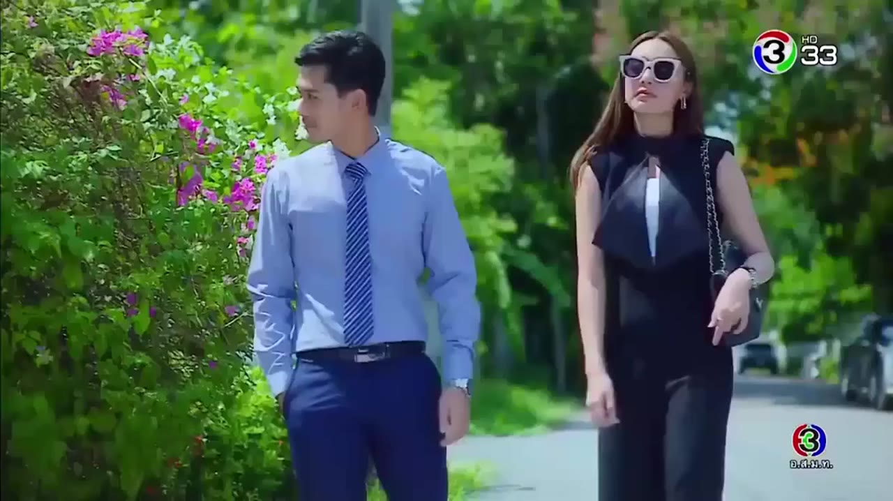 Mệnh Lệnh Thần Tình Yêu - cảnh 3