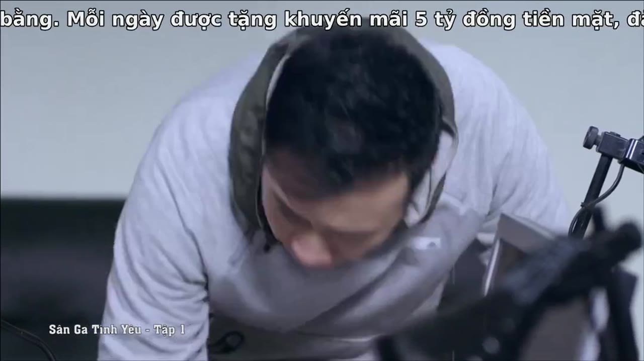 Sân Ga Tình Yêu - cảnh 1