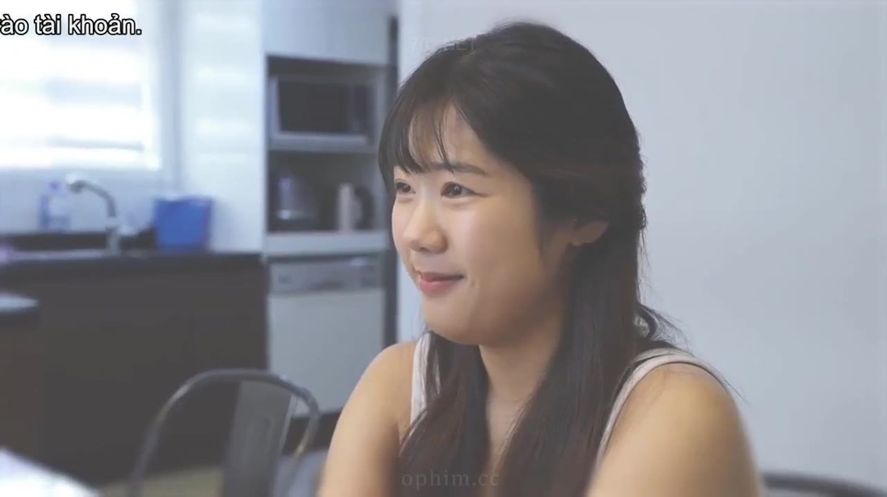 Chị Dâu Nguy Hiểm - cảnh 2
