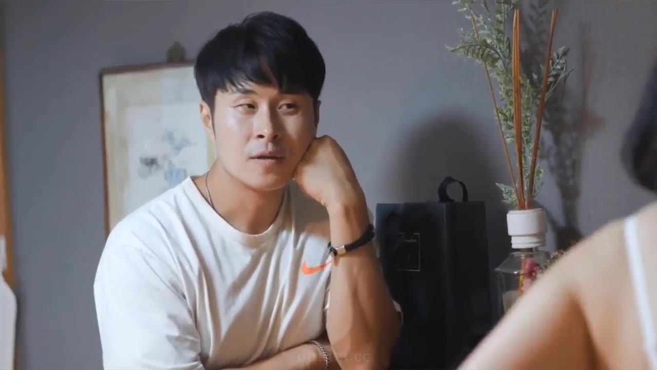 Chợ Đen: Nơi Tìm Bạn Tình Cho Bạn - cảnh 2