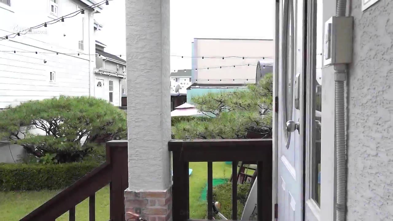 Nhân viên bán thời gian phục vụ khách hàng - cảnh 2