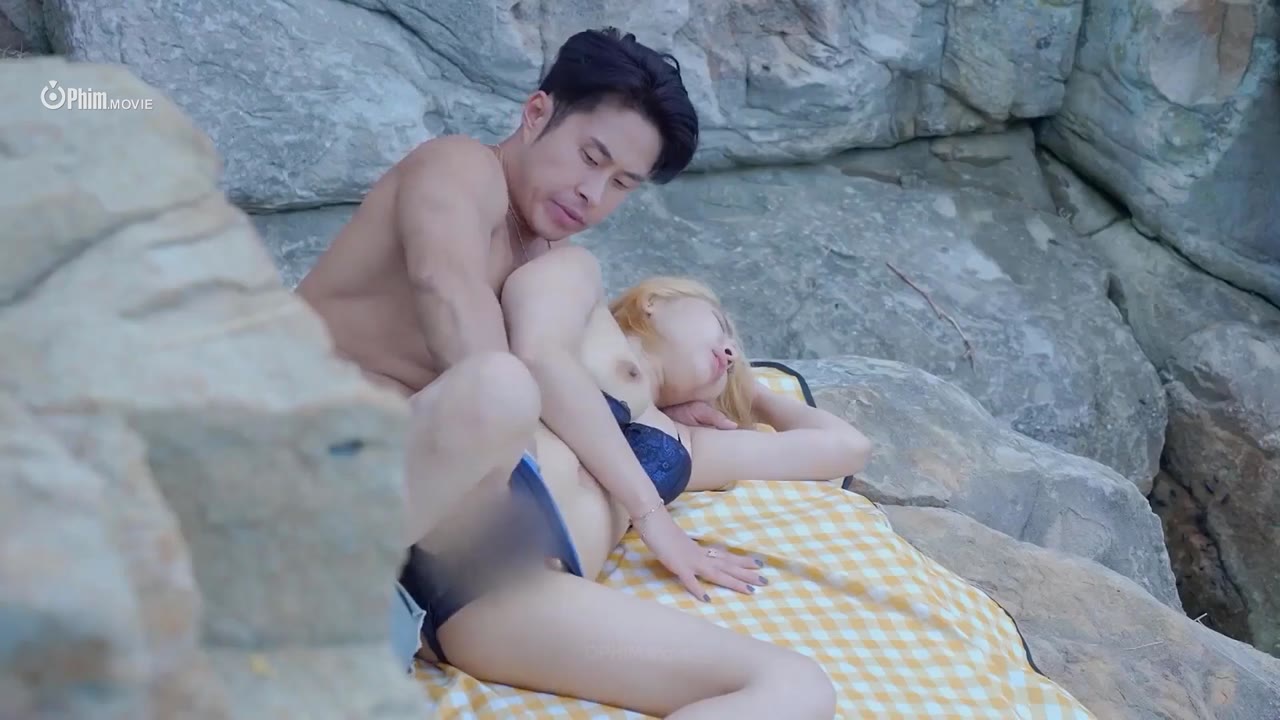 Hương Vị Bào Ngư Trên Bãi Biển - cảnh 2