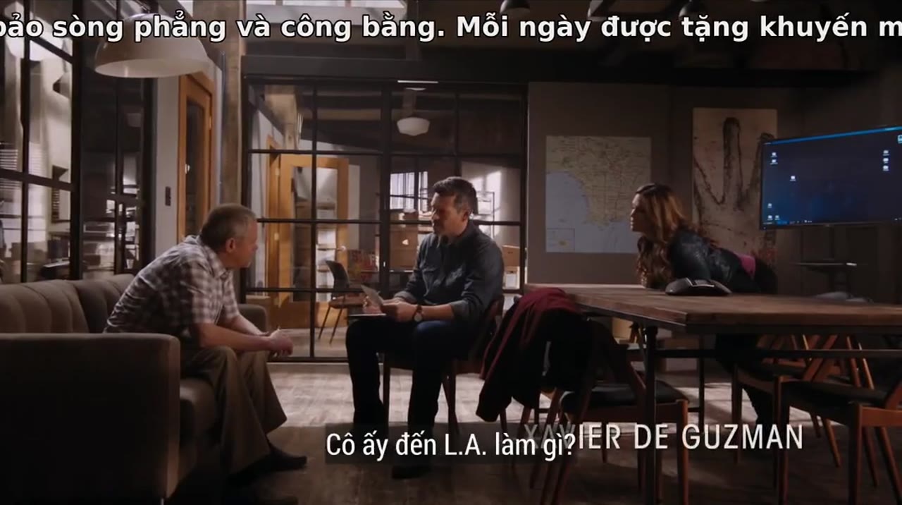 Cặp Bài Lệch - cảnh 1
