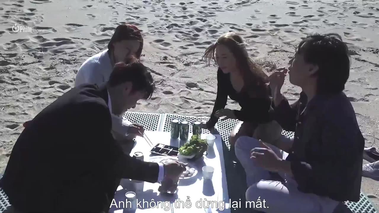 Bữa Tiệc Bất Ngờ - cảnh 2