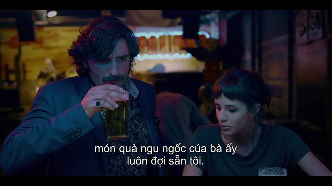 18 món quà - cảnh 1