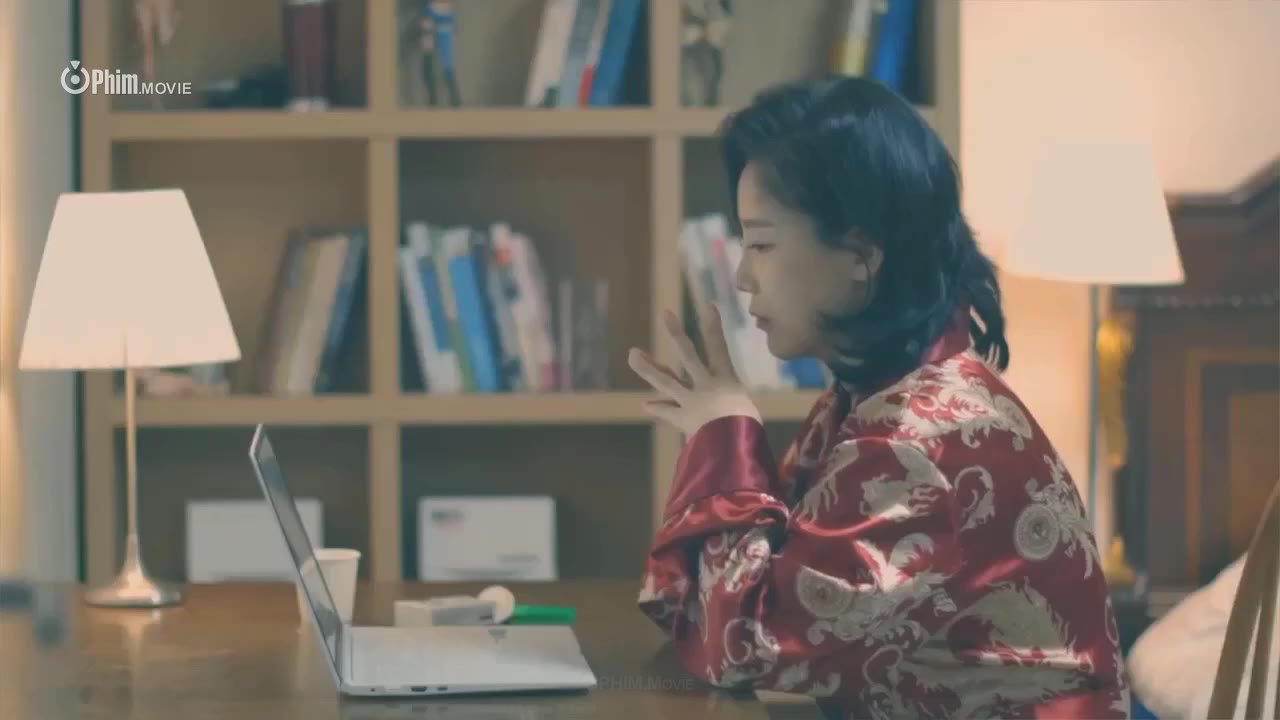 Cô Con Gái Bé Bỏng - cảnh 2