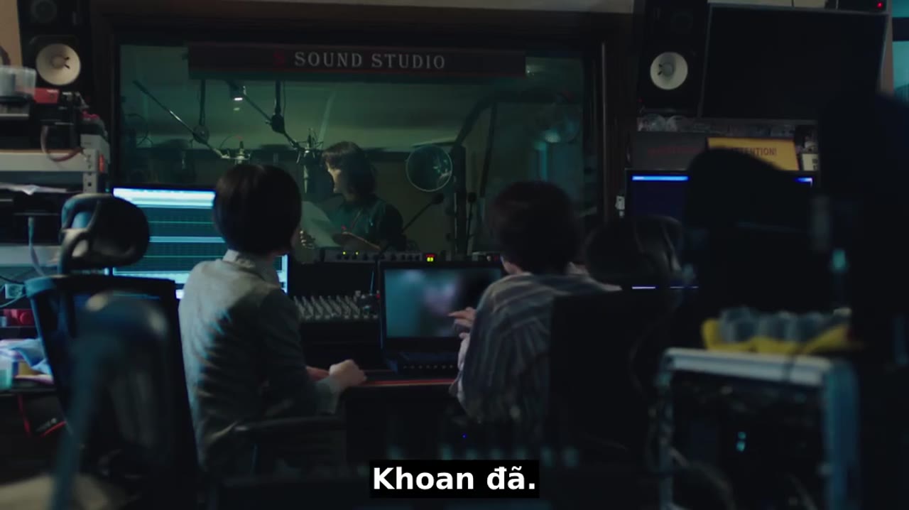 Đôi Mắt Rực Rỡ - cảnh 3