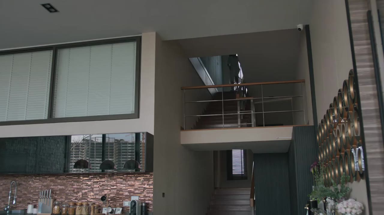 Đêm trắng: Nỗi sợ bóng đêm - cảnh 2