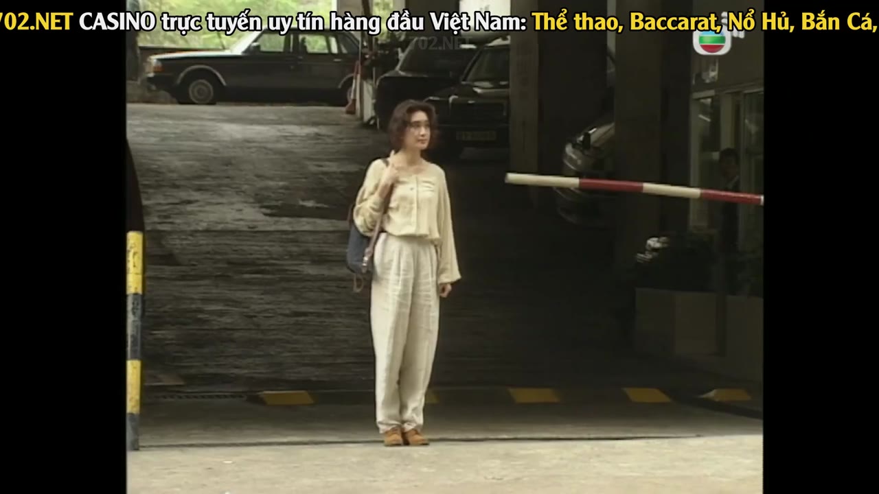 Vòng Lửa Hoa Hồng - cảnh 3