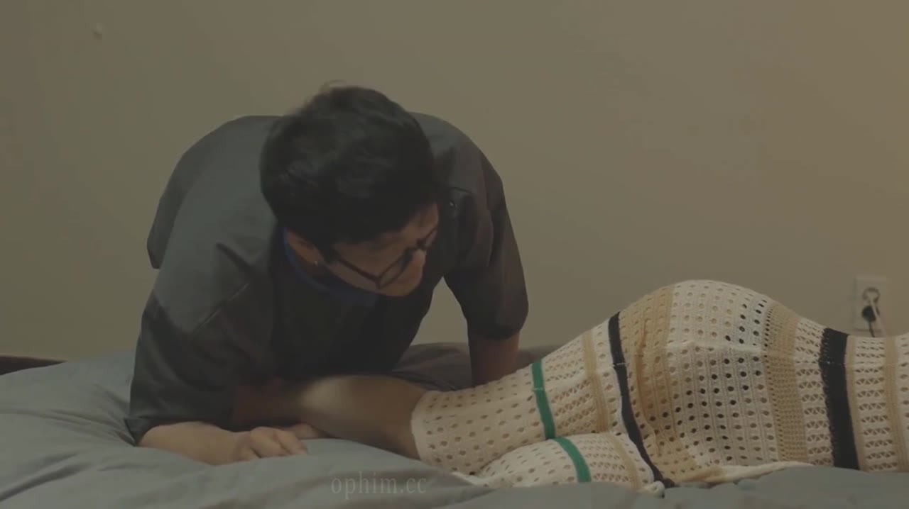 Ngoại Tình Với Bạn Thân Của Vợ - cảnh 2