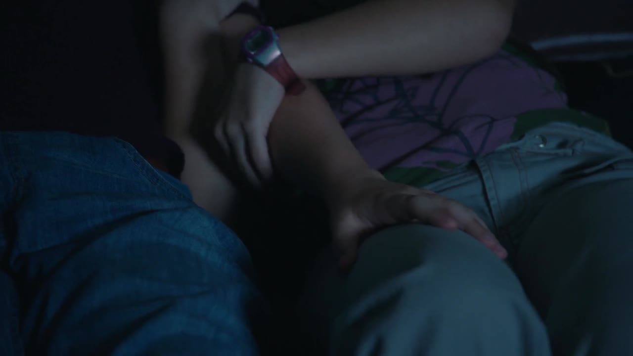 PEN15 (Phần 1) tập 8 cảnh 2