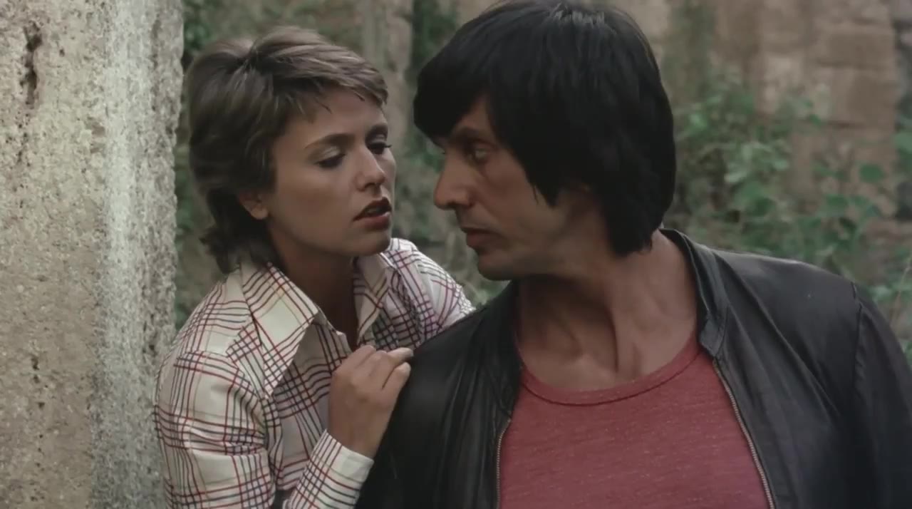 Emanuelle and Françoise - cảnh 1