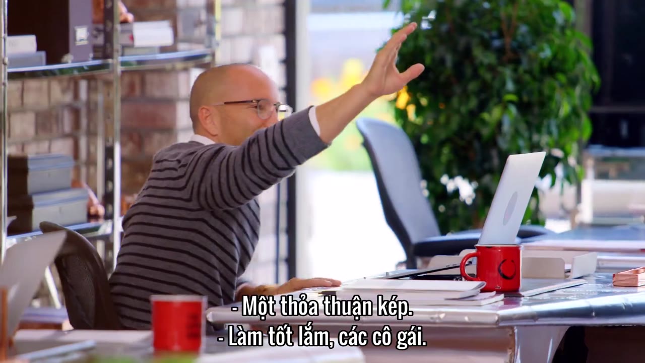 Môi giới hoàng hôn (Phần 4) tập 7 cảnh 3