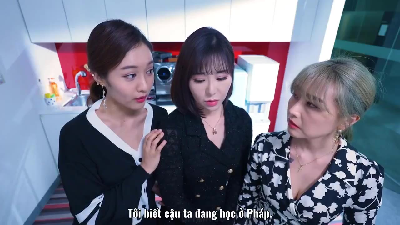 Tìm Kiếm Bạn Tình Trong Căn Phòng Bí Mật - cảnh 1
