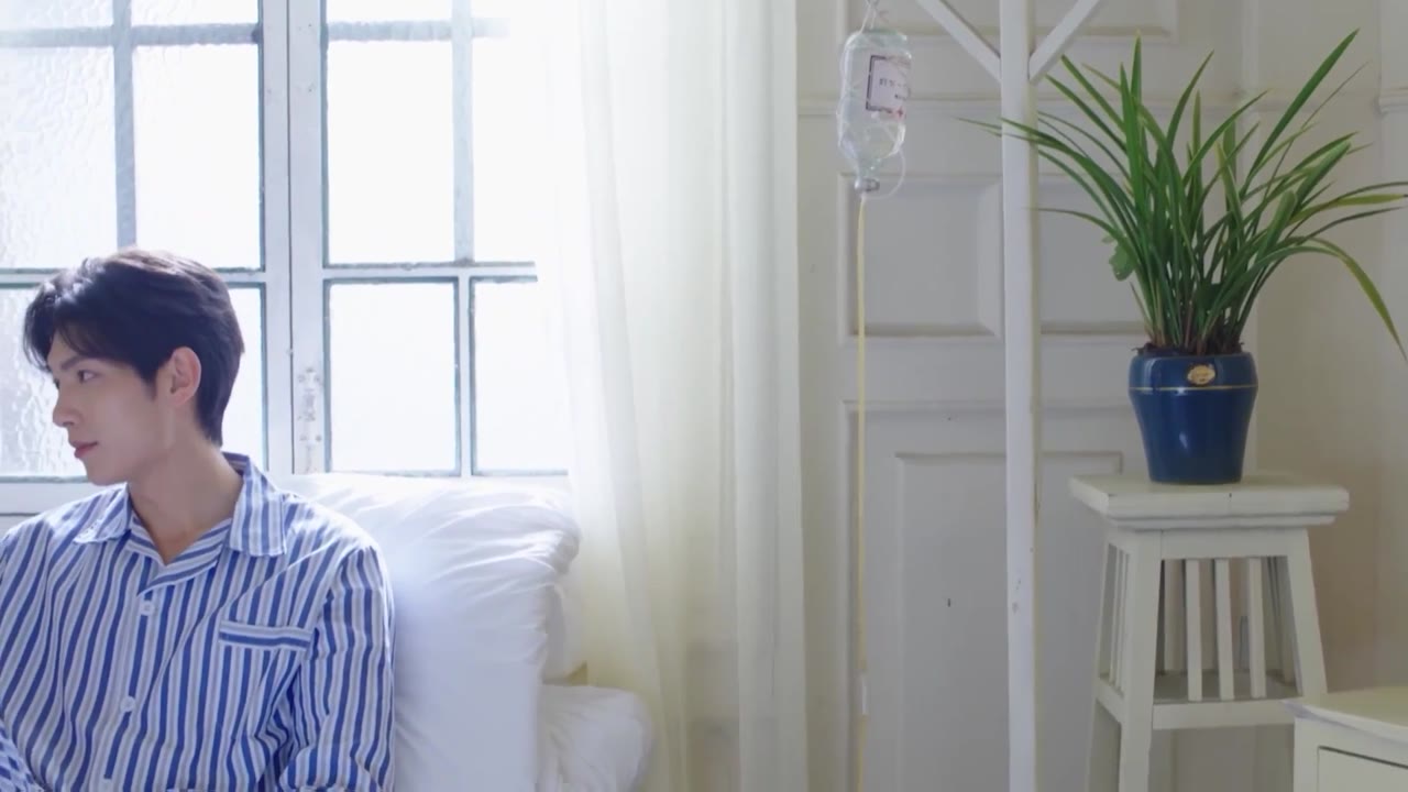 Anh Ấy Tựa Ngọn Lửa tập 63 cảnh 2