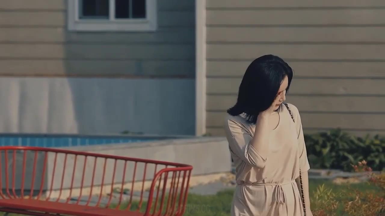 Kinh Doanh Bằng Cách Ngoại Tình - cảnh 1