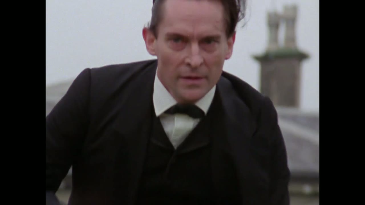 Sherlock Holmes (Phần 1) tập 5 cảnh 2