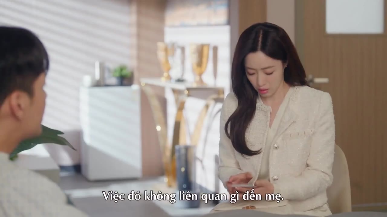 Ngôi Nhà Của Nữ Hoàng tập 12 cảnh 2