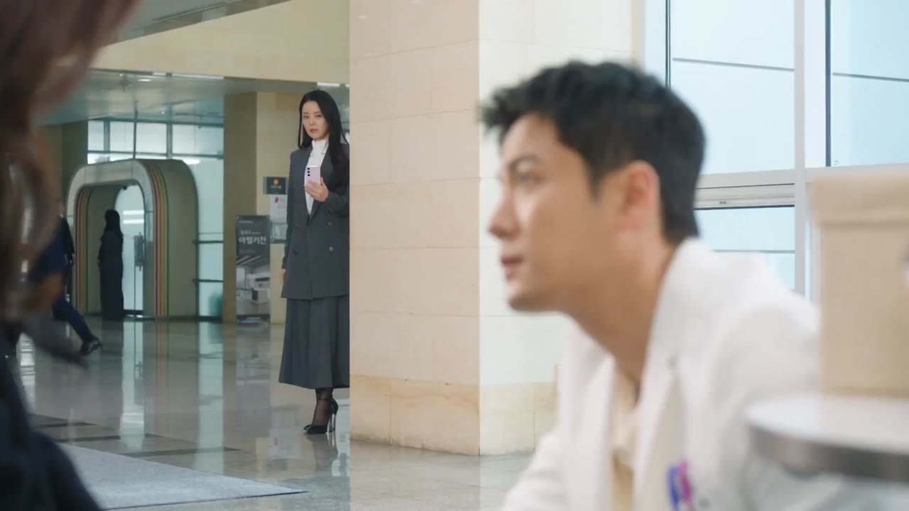 Ngôi Nhà Của Nữ Hoàng tập 17 cảnh 2