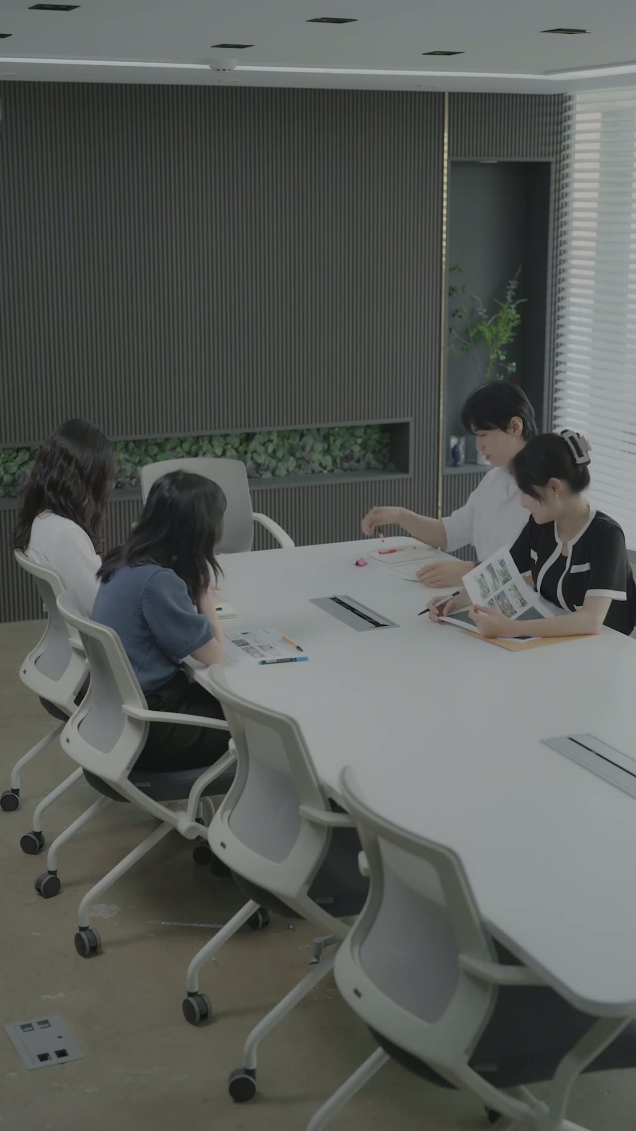 Scandal Chốn Công Sở tập 1