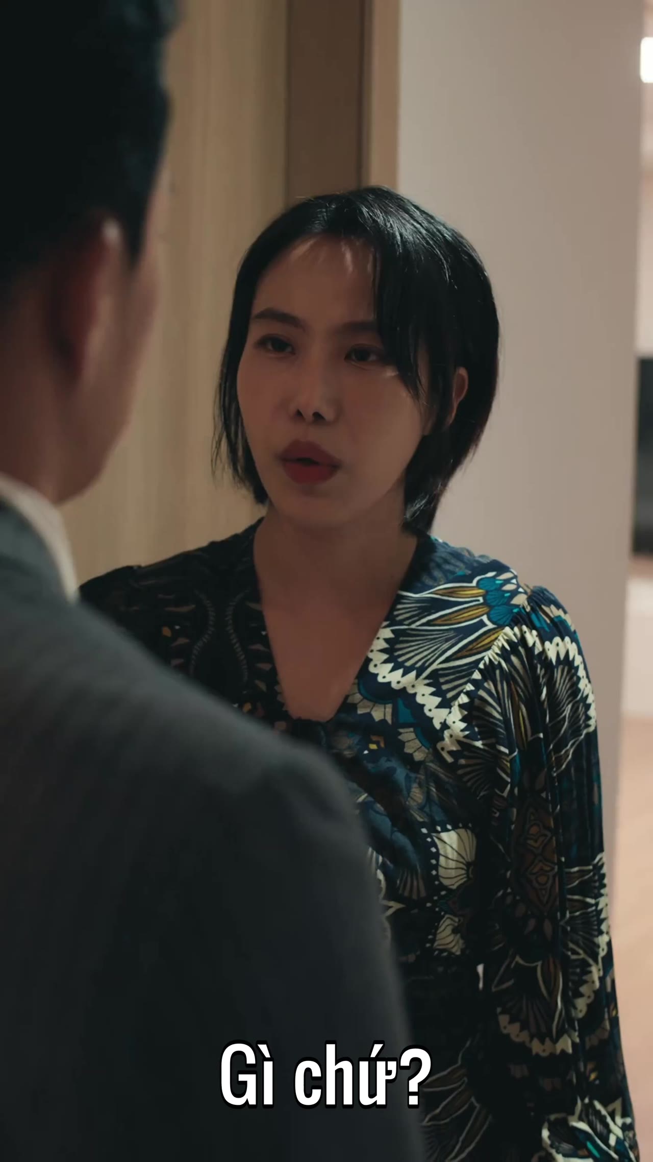 Ngoại Tình Sau Lưng Chồng tập 33