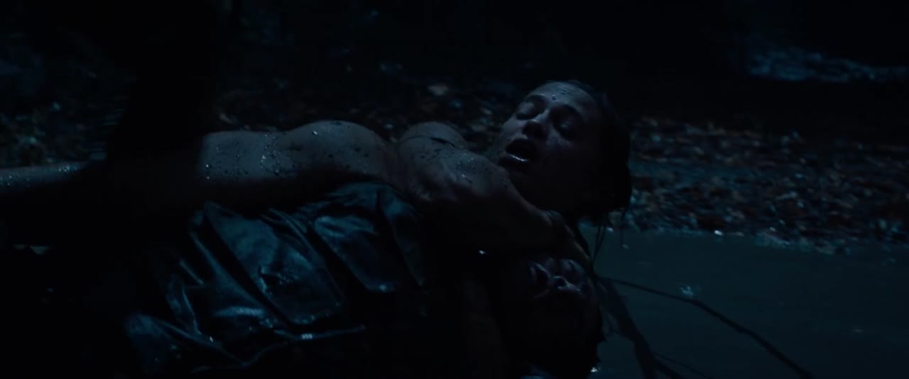 Tomb Raider: Huyền Thoại Bắt Đầu tập 1 cảnh 2
