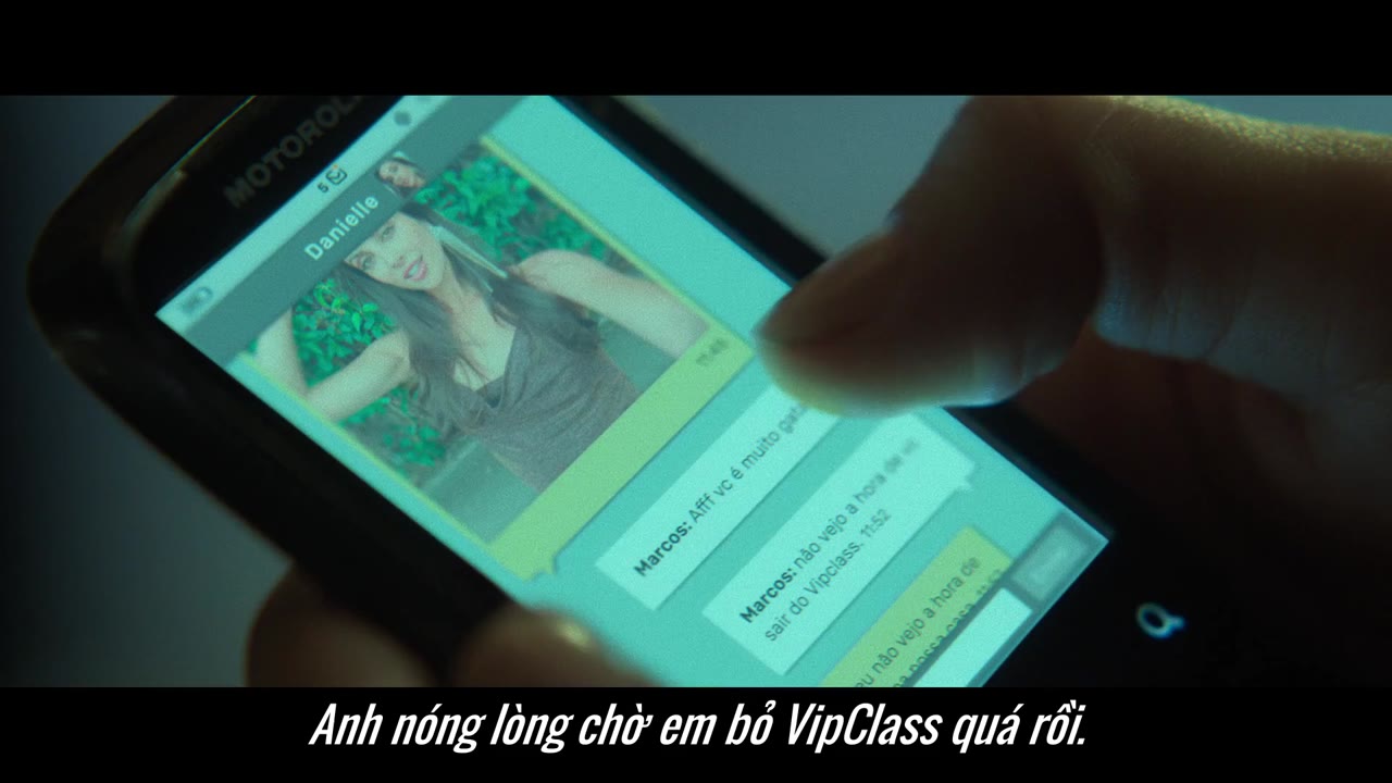 Elize: Bóng Tối Sau Người Phụ Nữ - cảnh 2