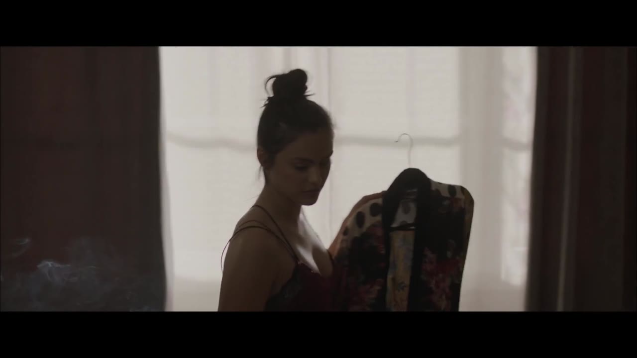 Bé Đường / Sugar Baby - cảnh 1