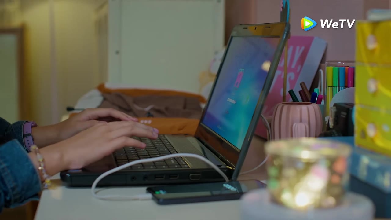 Lớp 12A4 Nổi Loạn - cảnh 1