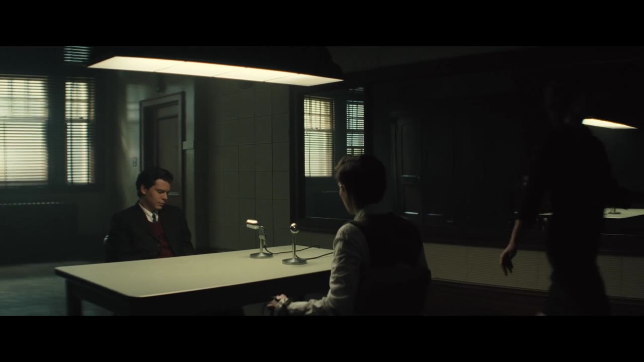 UNABOMBER - cảnh 1